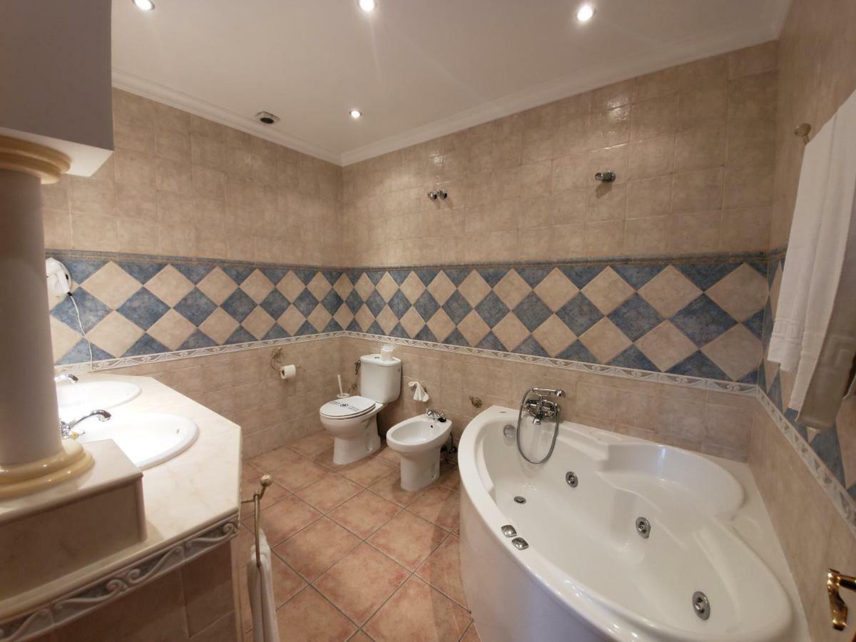 Hotel Arco Del Sol コルメナル エクステリア 写真